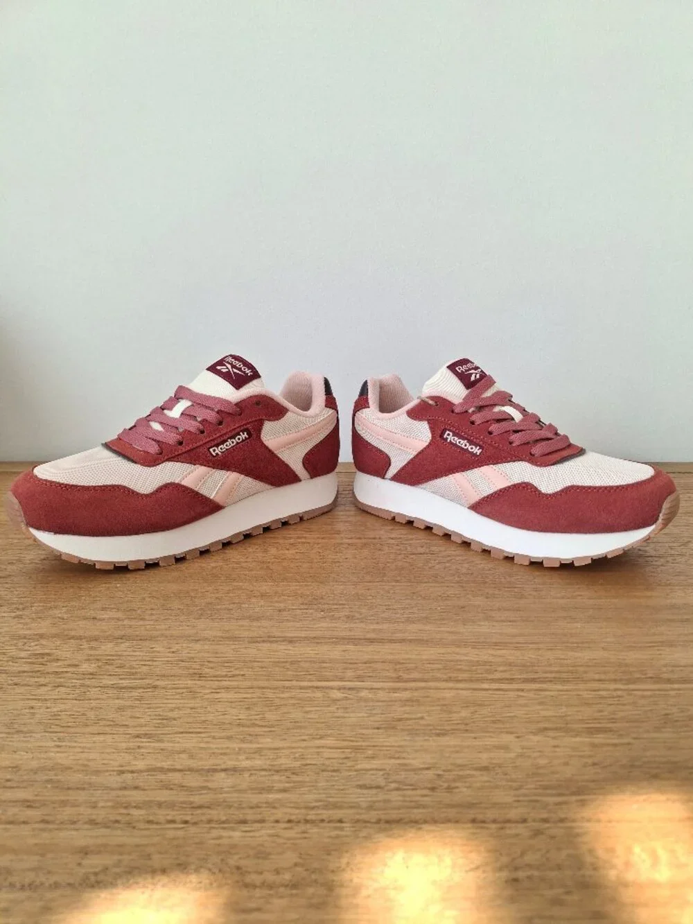 (New) Reebok‎ – Harman Run Double Retro Suede Sneakers (Alabaster) – Women's 7.5